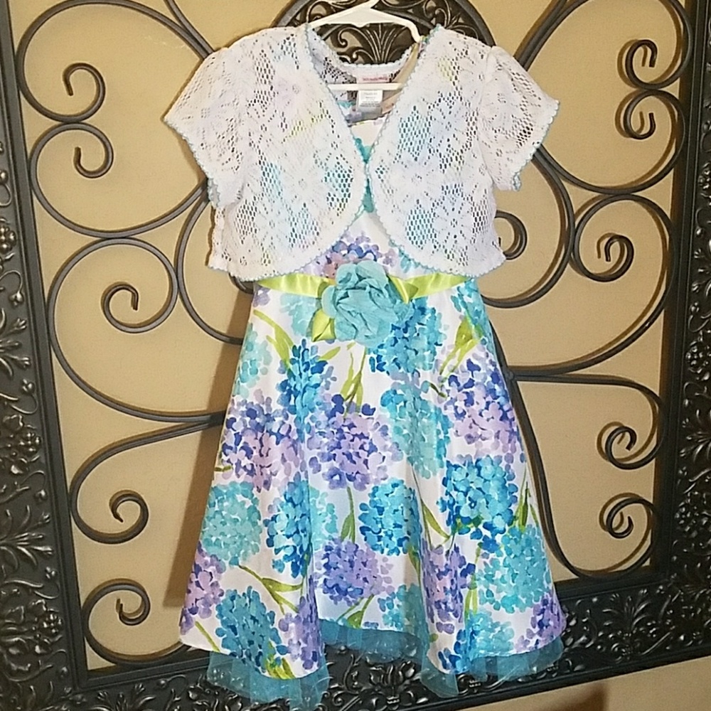 Youngland Girls Beautiful Dress, NWOT